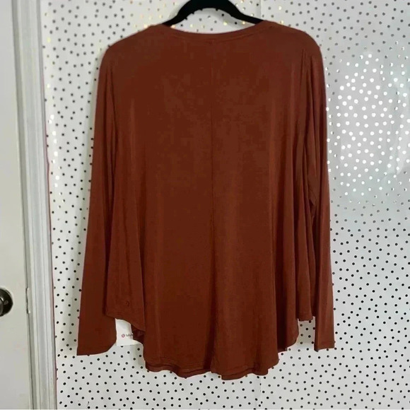 Lululemon Up for Down Time Long Sleeve NWT - Picture 5 of 7